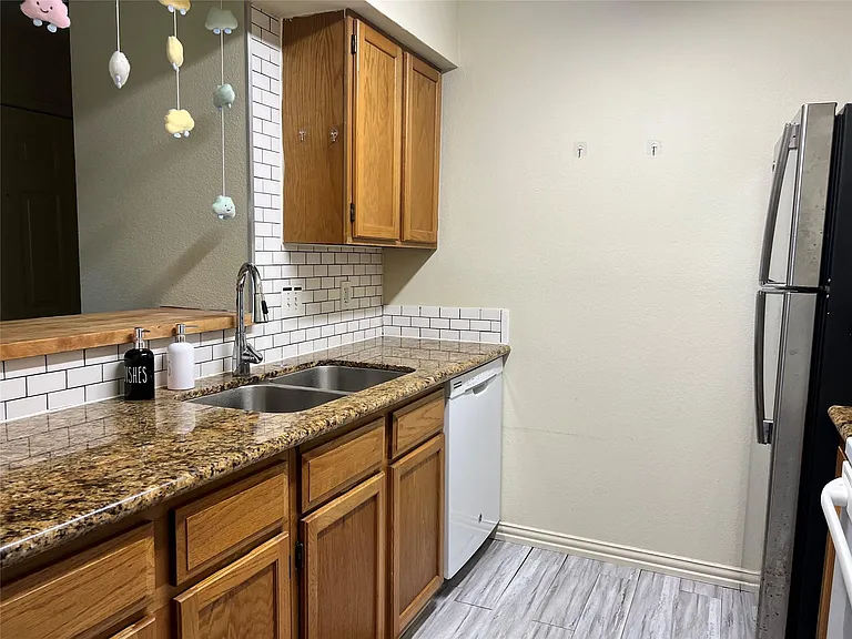 2120 El Paseo St #620 — Photo 11