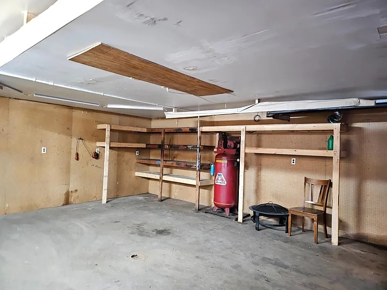 2507 Ohio St — Photo 15