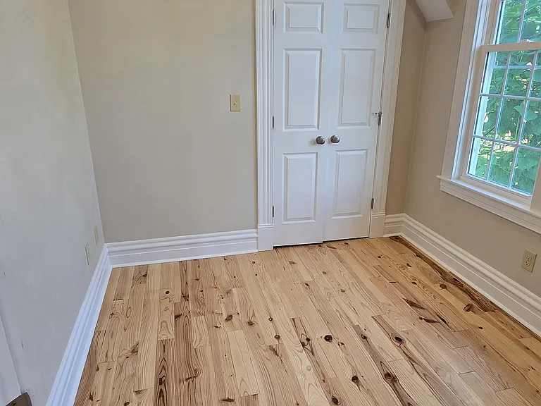 208 Center Ave #2 — Photo 22
