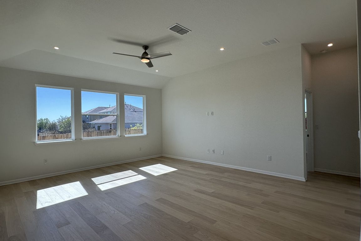 next background image