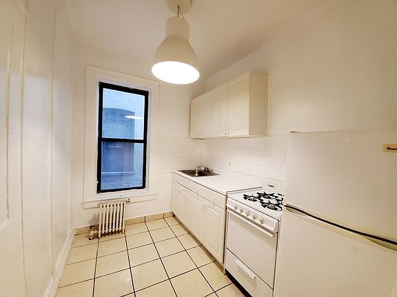 3rd image of 4819 4th Ave Unit Ta2