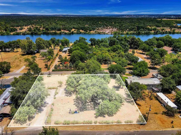 3731 N Northwood Dr, Cottonwood Shores, TX 78657