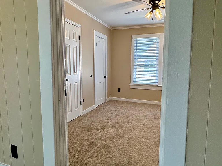 2020 Linden Ave — Photo 15