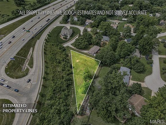 2nd image of 36 Firefly Ct
