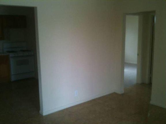 2nd image of 338 N Buena Vista St