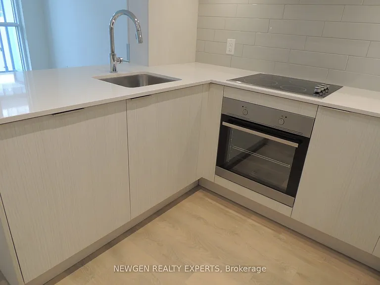 34 Tubman Ave #1112E — Photo 13