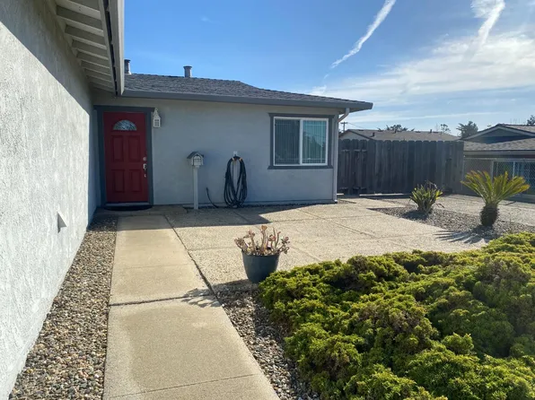 3008 King Cir, Marina, CA 93933