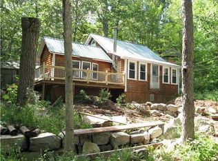 203 Meadow Rd, Raymond, ME 04071