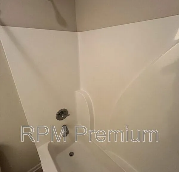8614 Forestwood Ave — Photo 28
