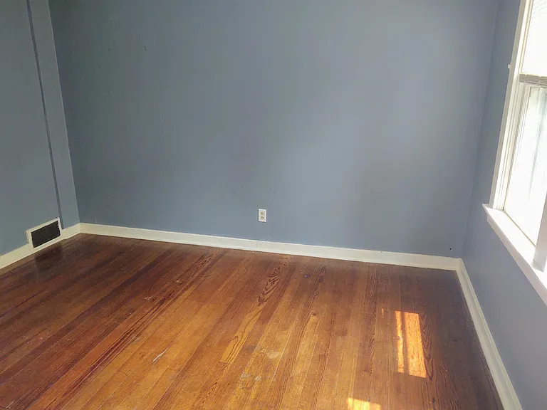 402 Vine St #1/2 — Photo 4