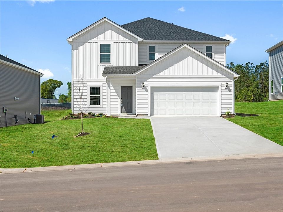1st image of 127 Blooming Meadow Rd