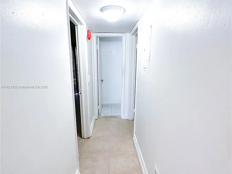 12275 NE 19th Ave #11 — Photo 2