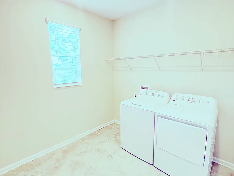 17052 Quicksilver Ave — Photo 14
