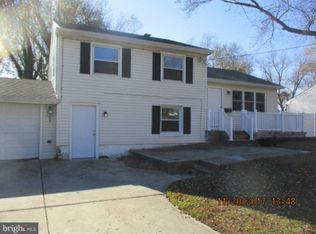 16 Heritage Rd, Marlton, NJ 08053