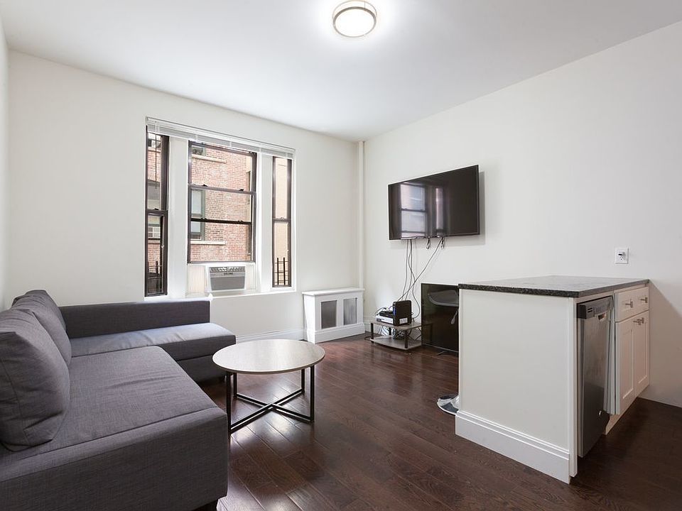 1st image of 526 W 111th St #D4