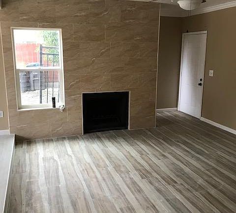 3rd image of 2514 Antoine Ct
