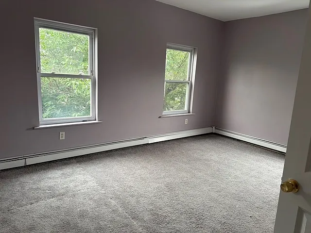 408 Park Ave — Photo 6