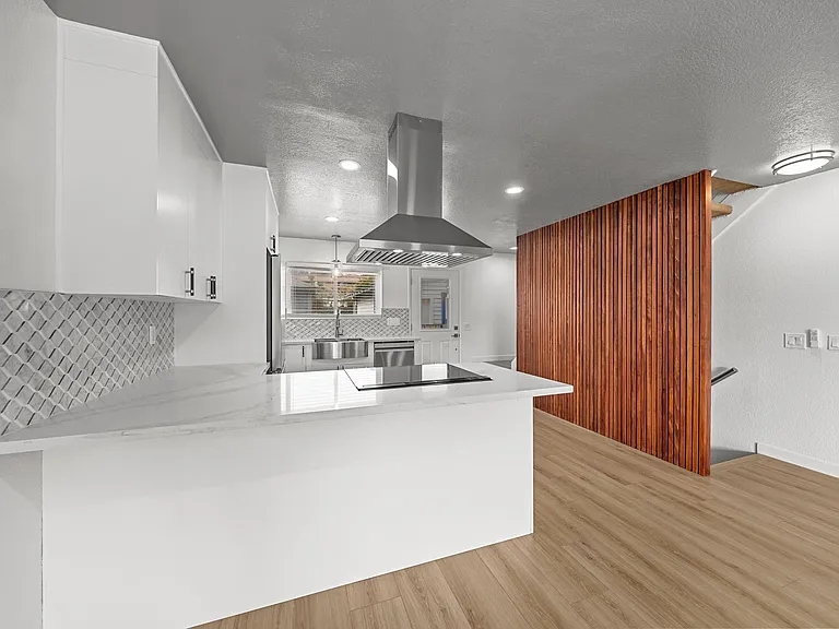 1101 Colusa St #3 — Photo 10
