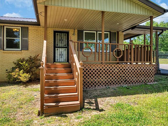 4th image of 125 Lynn Ln