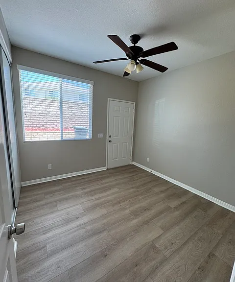 2136 Bowdoin St — Photo 37