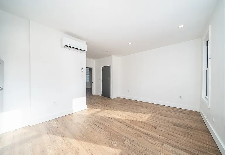 68 Lafayette St #1E — Photo 7