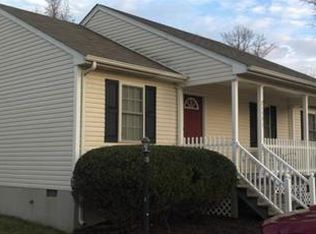 21531 Perdue Ave, South Chesterfield, VA 23803