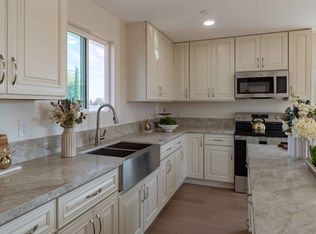 8 Princeton Ave, Oxnard, CA 93036