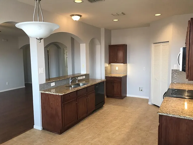 14508 Eaglemont Dr — Photo 4