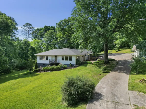 2418 Big Cedar Rd, Soddy Daisy, TN 37379