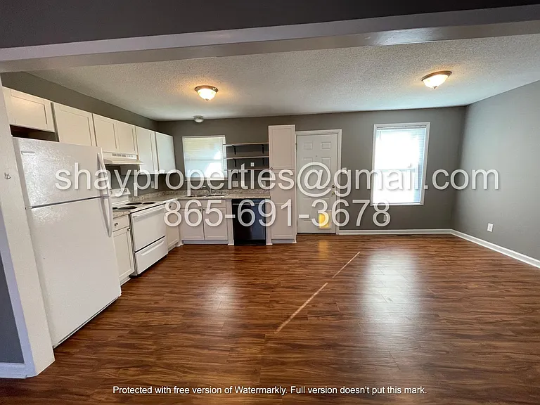8220 Fallen Rock Dr — Photo 4