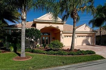 1st image of 909 Chickadee Dr