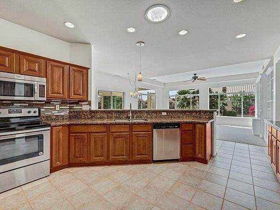 3rd image of 14215 W Horizon Dr