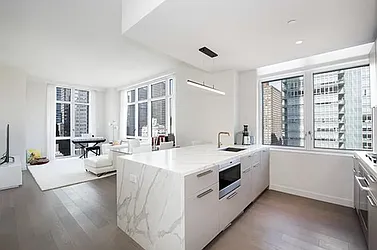 Rented by R New York