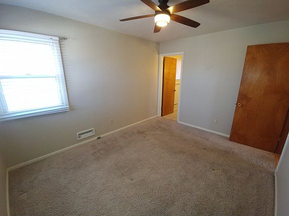 5th image of 5615 Seger Ct