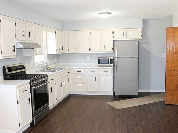 2nd image of 2460 S State Highway 7