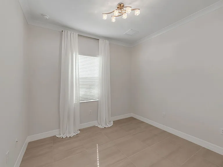 13699 Blue Bay Cir — Photo 10