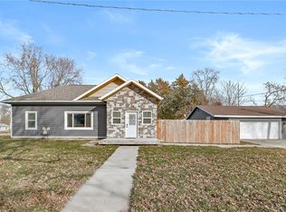 209 N Cherry St, Saint Charles, IA 50240