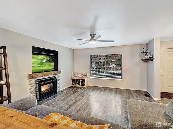 3rd image of 23523 131st Avenue SE #2