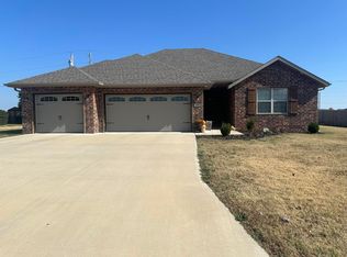 302 Regan Run, Marionville, MO 65705