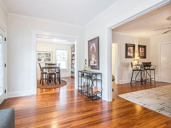 4th image of 3808 W Santiago St