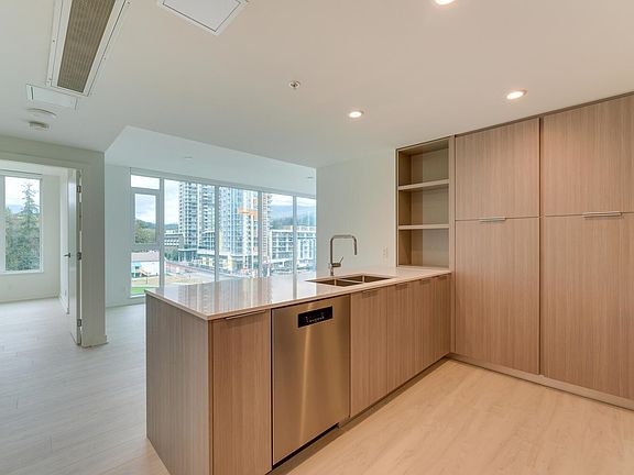 2nd image of 1471 Hunter St #601