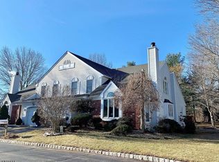 856 Princeton Ct, Branchburg, NJ 08853