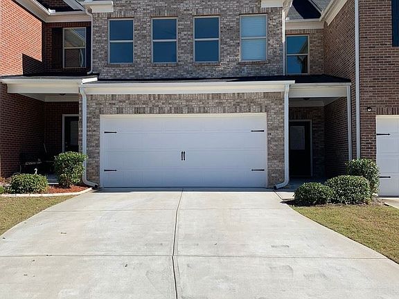 3rd image of 208 Britt Dr