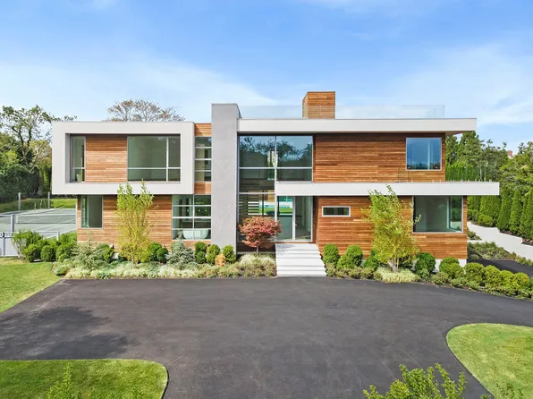 134 Kellis Pond Ln, Bridgehampton, NY 11932