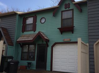 3017 Bainbridge Cir, Lawrence, KS 66049