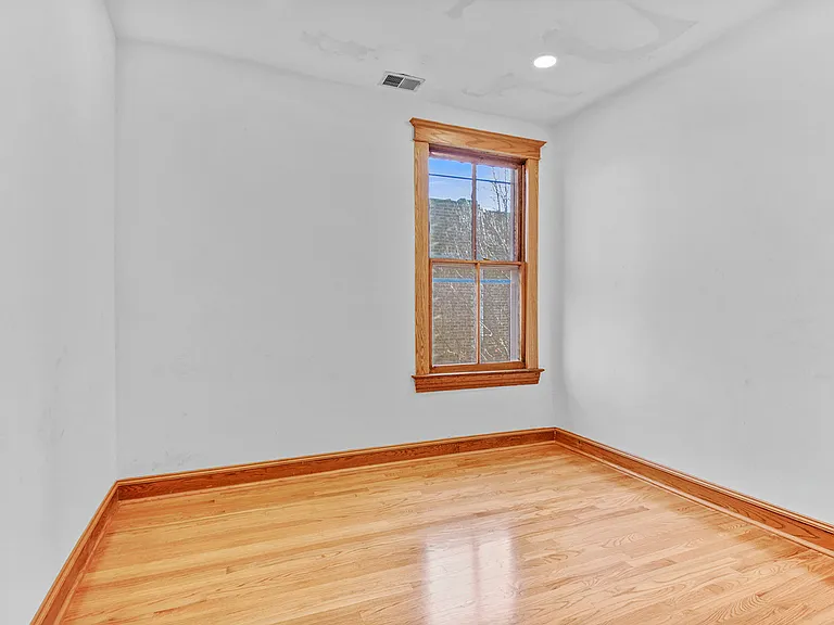 3725 N Fremont St #3 — Photo 5