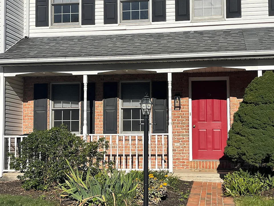 75 Brookfield Rd