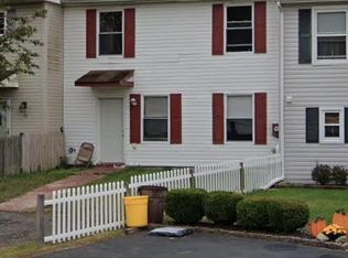 37 Berkshire Rd, Sicklerville, NJ 08081