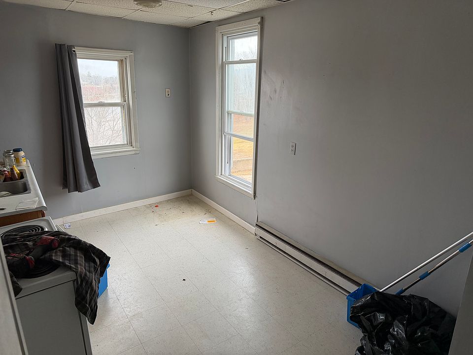 1st image of 157 Conklin Ave #7