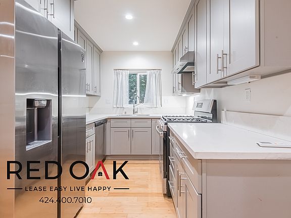 2nd image of 1023 N Hayworth Ave #7